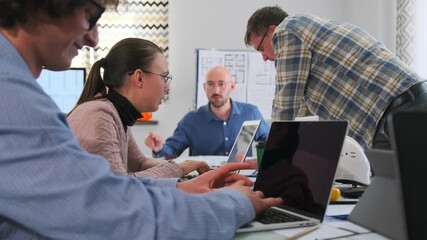 team brainstorm session, caucasian group collaborating intensively, participants engage in energetic idea sharing, diverse group actively exchanging ideas during dynamic brainstorming workshop - Powered by Adobe