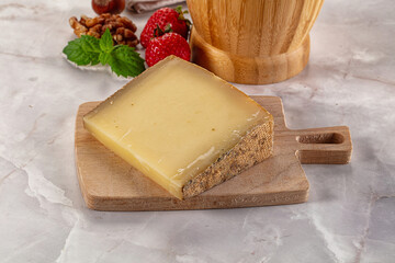 Gourmet hard aged yellow cheese