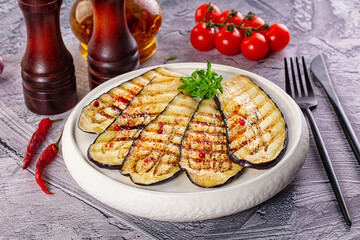 Hot grilled eggplant slices snack