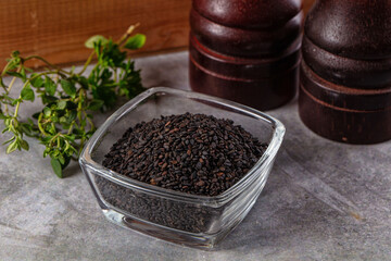 Black raw dry sesame seeds