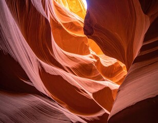 Obraz premium Antelope Canyon's Swirling Walls: A Stunning Arizona Landscape - Natural Light & Sandstone Textures