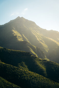 Sunlit mountain landscape in Gran Canaria