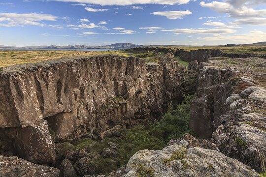Lava fields, tectonic plates, continental plates, crevasses and canyons, summer, sunny, Thingvellir National Park, Golden Circle, Southwest Iceland, Iceland