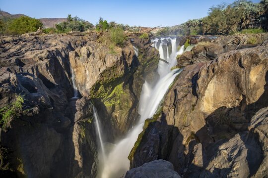 Epupa Falls waterfall on the Kunene River, long exposure, Kunene, Namibia