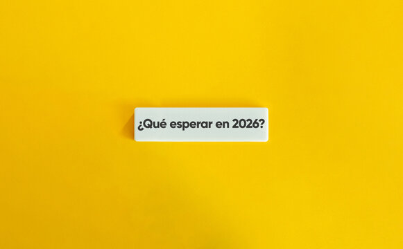 Banner con texto Qu&eacute; esperar en 2026 sobre fondo amarillo