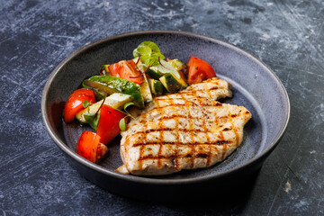 Grilled Chicken With Fresh Tomato Cucumber Salad