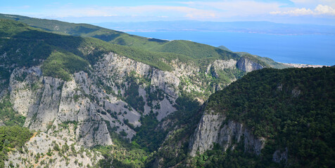 Located in the town of Altinoluk in Balikesir, Turkey, Sahindere Canyon is a magnificent canyon.