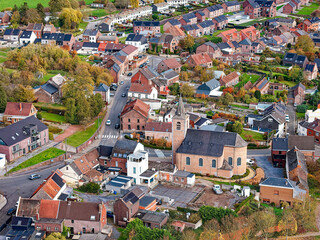 Thieu: Scenic local architecture
