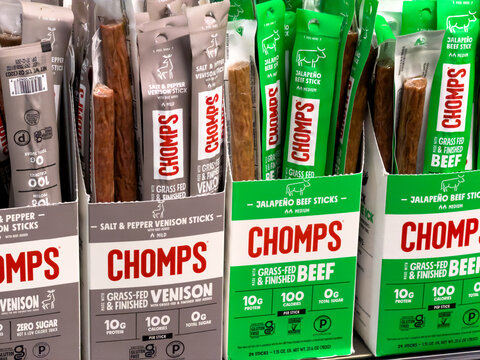 Chomps Meat Snack Sticks Display