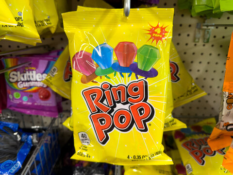 Ring Pop Candy Bag Display