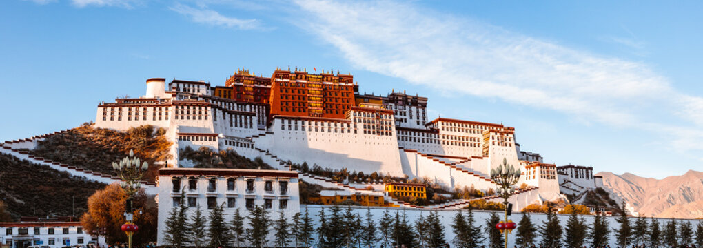 Panoramic of famous Potala palace, Lhasa, Tibet