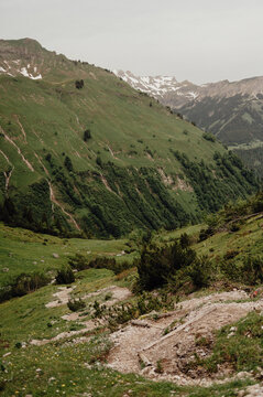 Mountain Trail and Valley View near Prinz-Luitpold-Haus, Allg&auml;u Alps