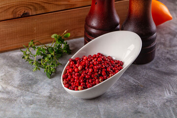 Dry pink pepper corn spice