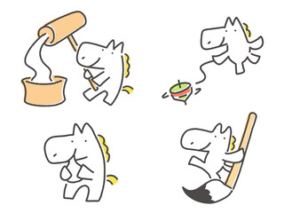 正月行事を楽しむ白馬のセット　餅つき　コマ回し　書き初め