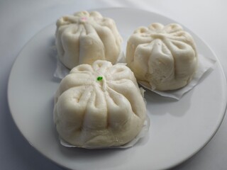 chinese steamed dumplings
