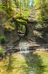 Besonderer Wasserfall 