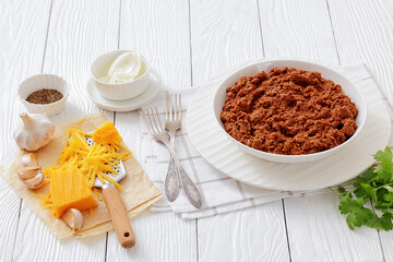 slow cooked spicy beef ragu, cincinnati chili