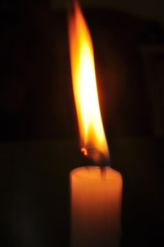 A C andle in the dark