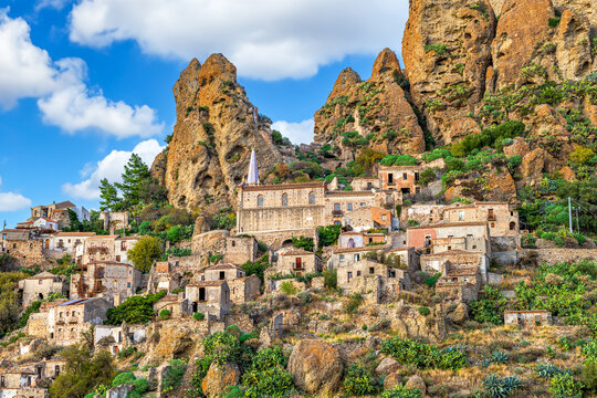 Pentedattilo, Italy Abandoned Village in Calabria 1428