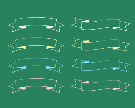 多色！チョーク手描き風のリボン・バナーフレームセット（黒板背景） ポップな手書き風リボンバナーコレクション