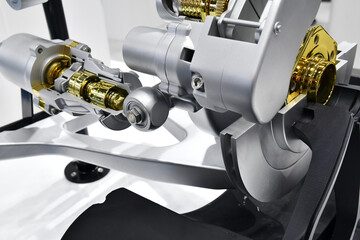 自動車の機械部品