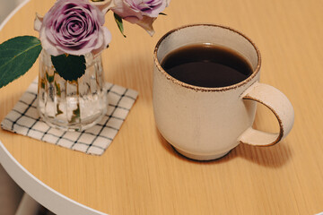 夜,飲み物,小さな花瓶に飾ったバラ,花