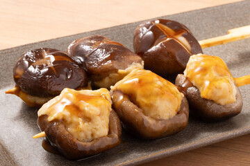 椎茸　つくね　串焼き