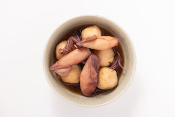 里芋とヤリイカの煮物