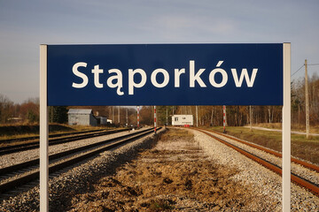 kolej,tablica informacyjna 