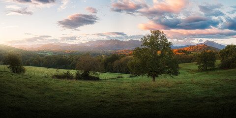 Morning in the foothills of the Pyrenees (Chapelle de Brouls - Pointis-Inard - France)