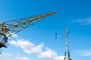 Naklejka premium Cranes in shipyards. Container cranes in marinas. Giant cranes in ports. İstanbul, Türkiye.