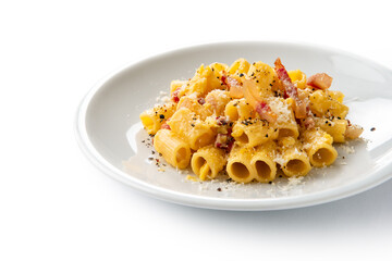 Mezze maniche alla carbonara, pasta italiana 