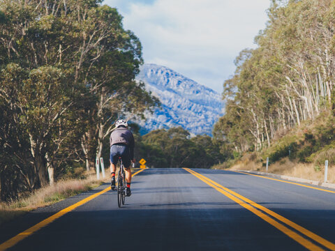 Cycling Charlotte Pass