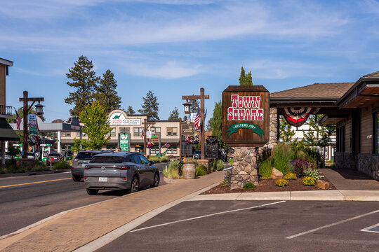 Dinosaur Gas Station and other small businesses in Town Square in Sisters, Oregon