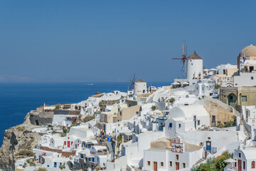 Famous cliffside view of Oia, Santorini, Greece
