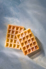 Eckige Waffeln mit Puderzucker Topshot, Waffeln, Weihnachten, Puderzucker, Gebäck, 