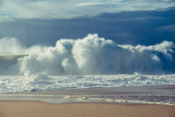 Portugal Nazare waves