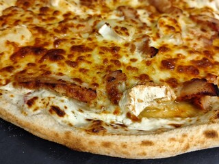 Chicken Goat Cheese Honey Pizza Close-Up
