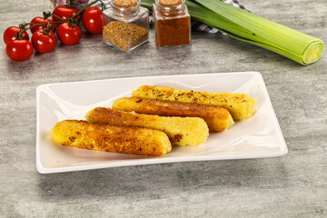 Crispy breaded mozarella cheese sticks