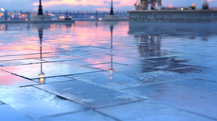 Obraz premium 雨上がりの石畳に映る夕焼けの反射