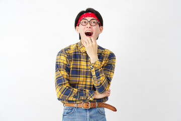 アキバ系の男性　想像する　白背景