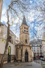 Vue extérieure de l'église Notre-Dame de Grâce de Passy, édifice religieux catholique situé dans le 16ème arrondissement de Paris, France