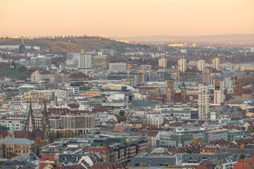 Stadtblick vom Haigst hinunter auf das Tal und die Innenstadt Stuttgart Deutschland