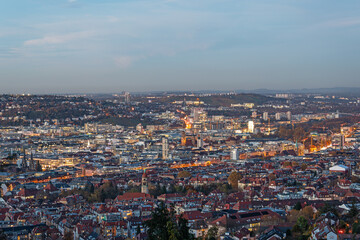 Abendblick vom Haigst auf die leuchtende Innenstadt von Stuttgart Deutschland