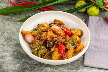 Potato with bell pepper and gravy