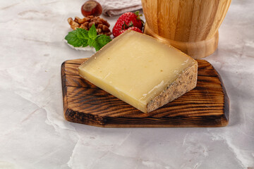 Gourmet hard aged yellow cheese