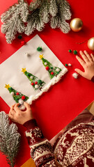 Early learning ideas. Christmas Tree from pom pon. Activities for Toddlers and Preschool Children