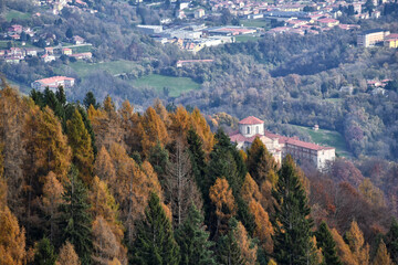 Vista dall'alto del Santuario di Graglia, località religiosa e turistica della Valle Elvo nel Biellese,Italia