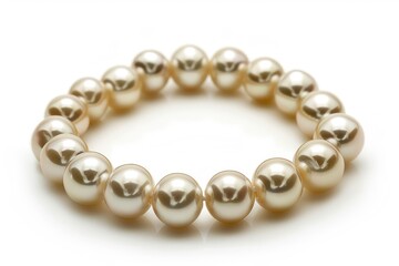 Obraz premium Elegant Pearl Bracelet Isolated on White Background for Timeless Luxury Showcase