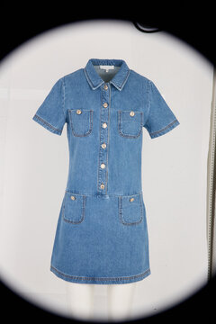 Short sleeve denim dress with button front and pockets